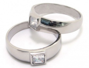 Titanium diamond rings