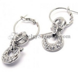 Gorgeous Rhinestones Alloy Earrings