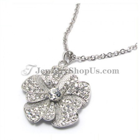 Gorgeous Flower Alloy Pendant with Rhinestones