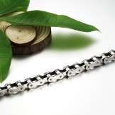 Well-known for Its Fine Quality Male Titanium Bracelet